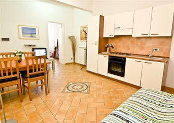 Old Town Apartments Roma Exterior foto